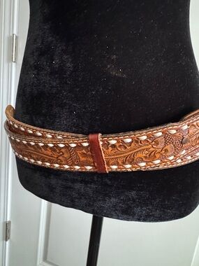 Tony Lama VTG Tooled Brown Leather Belt with hand laced buck stitching . 42””